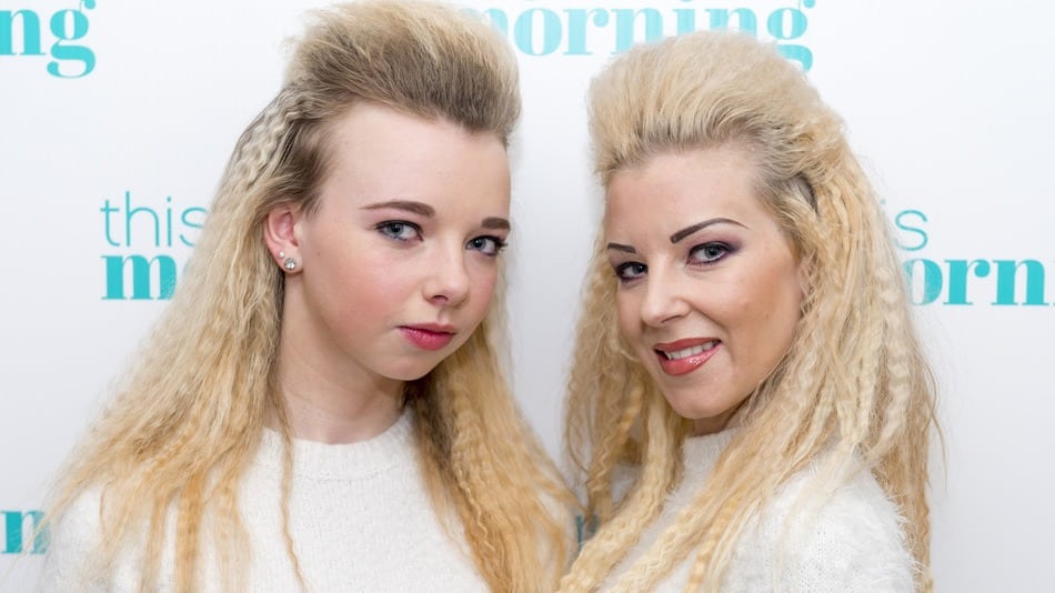 The Mother And Daughter That No One Mistakes For Twins