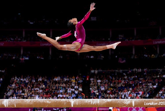 Dear Everyone Hating on Gabby Douglas' Hair, Have A Seat. | Awesomely ...