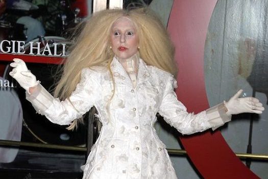 Lady-Gaga-Glamour-Women-of-the-Year