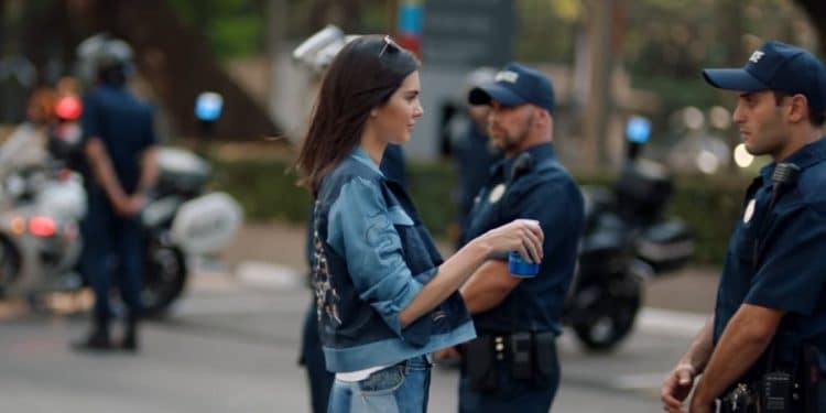 Kendall Jenner Pepsi ad 3