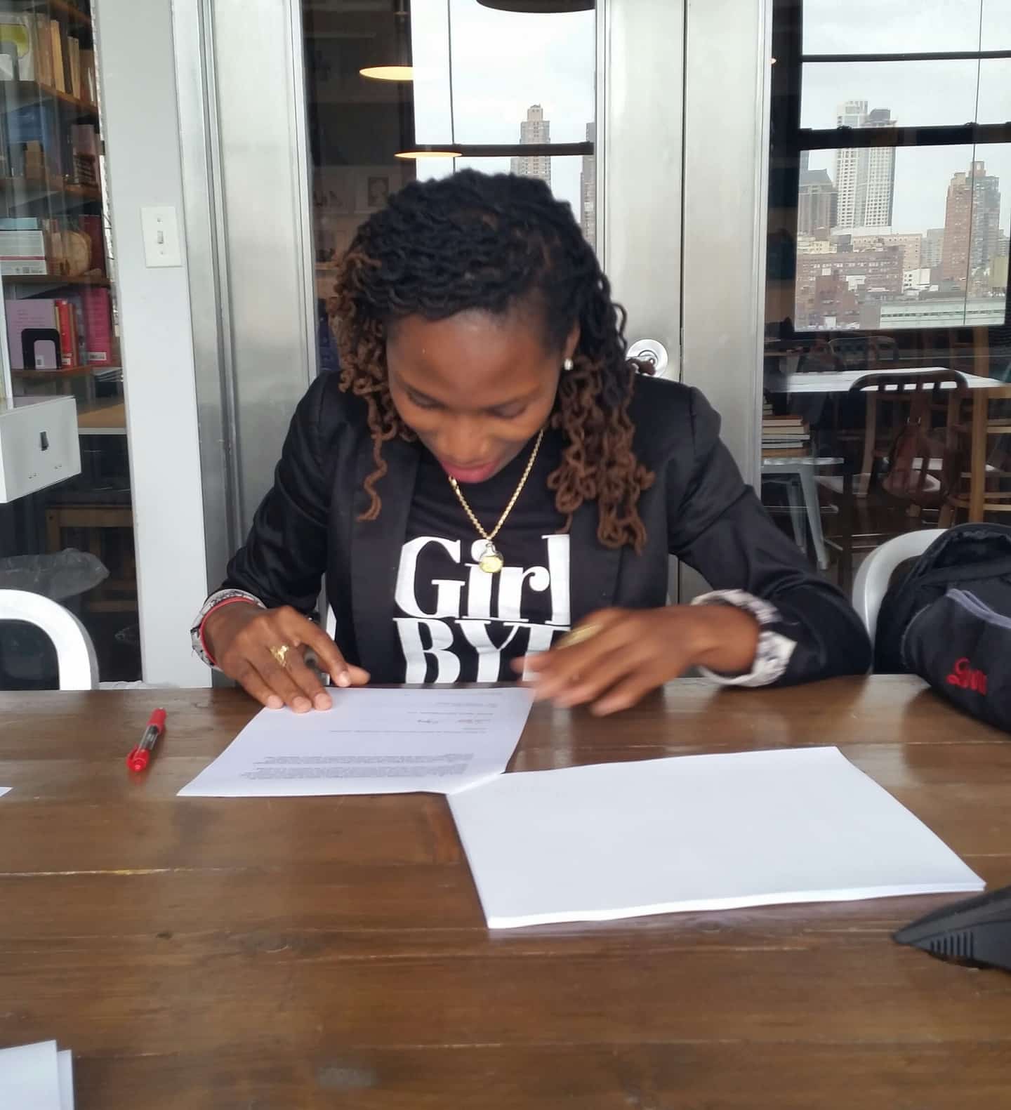 Luvvie-signing-first-ever-book-deal-2015